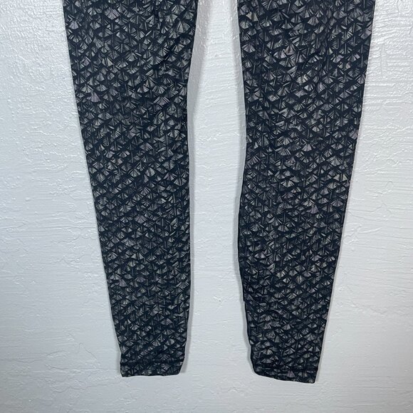 Lululemon Women 8 Black Gray Iridescent Multi Wunder Under Pant Nulux Athleisure - Picture 6 of 8